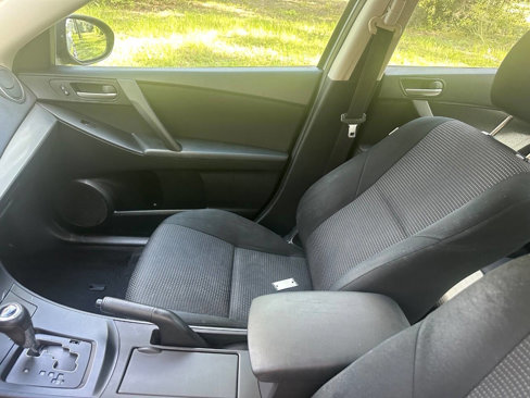 Used 2013 MAZDA MAZDA3 i Sport image 15