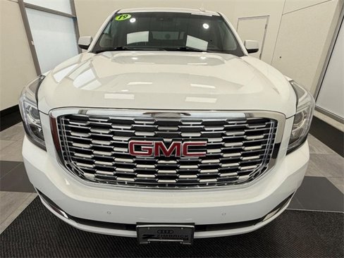 Used 2019 GMC Yukon Denali image 8