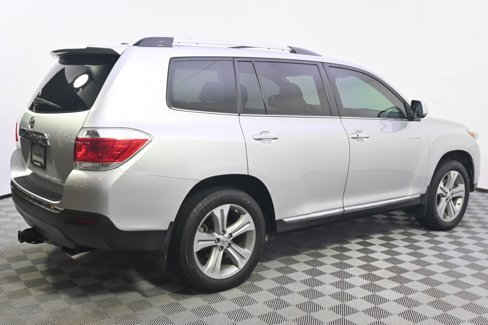 Used 2013 Toyota Highlander Limited image 8