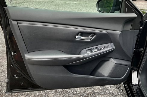 Used 2023 Nissan Sentra SV image 18