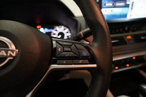 Certified 2024 Nissan Altima 2.5 SV image 18