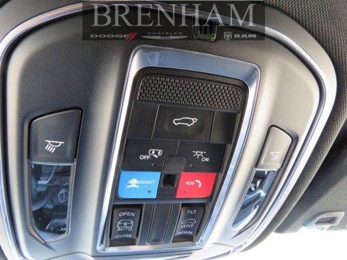 New 2025 Jeep Grand Cherokee L Laredo image 22