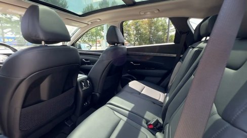 Used 2022 Hyundai Tucson Limited image 37