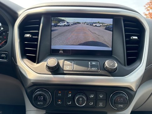 Used 2021 GMC Acadia SLT image 18