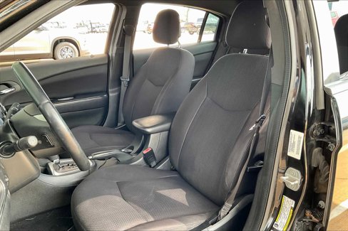 Used 2013 Chrysler 200 Touring w/ S Exterior Appearance Pkg image 8