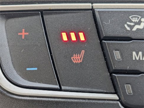 Used 2020 Ford Fusion SEL image 25