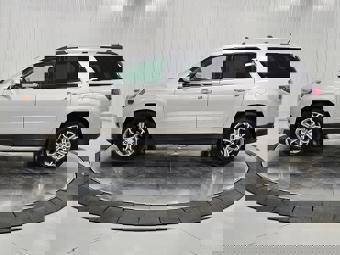 Used 2016 GMC Acadia SLT image 29