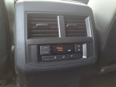 Used 2022 Volkswagen Atlas SE image 11
