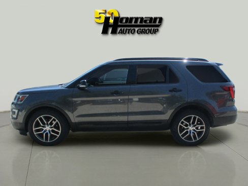 Used 2016 Ford Explorer Sport w/ Equipment Group 401A image 2