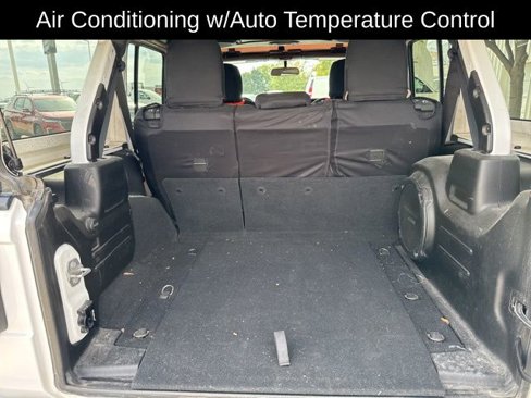 Used 2018 Jeep Wrangler Unlimited Sport S image 13