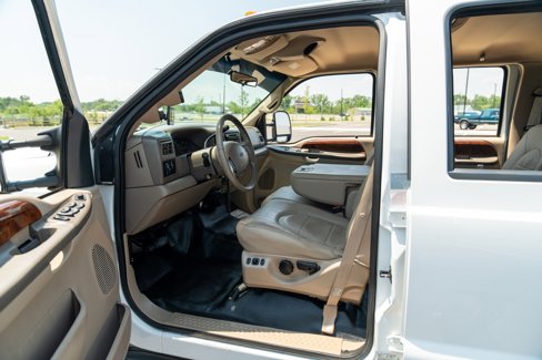 Used 2000 Ford F350 Lariat image 30