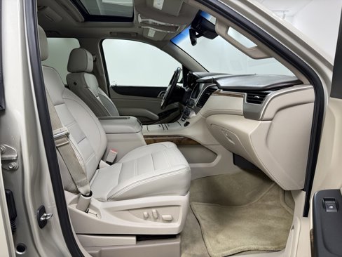 Used 2016 GMC Yukon XL Denali w/ Open Road Package image 34