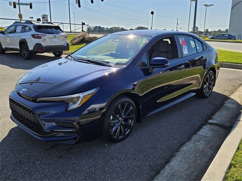 New 2025 Toyota Corolla SE image 3