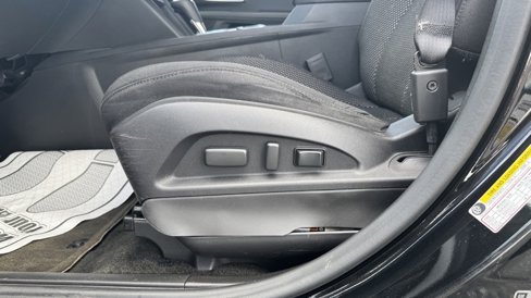 Used 2017 Chevrolet Equinox LT w/ Convenience Package image 11