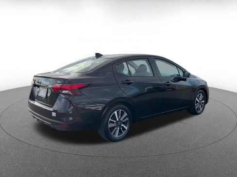Used 2023 Nissan Versa SV image 14