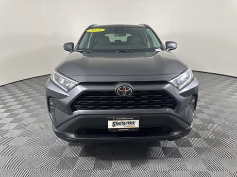 Used 2019 Toyota RAV4 XLE image 8