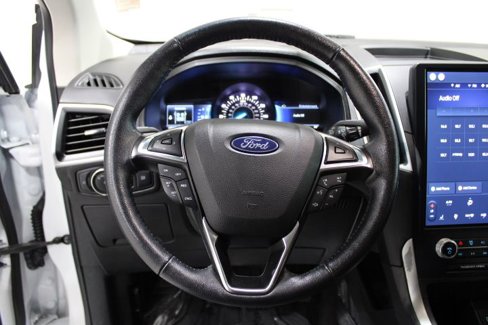 Used 2022 Ford Edge SEL image 13