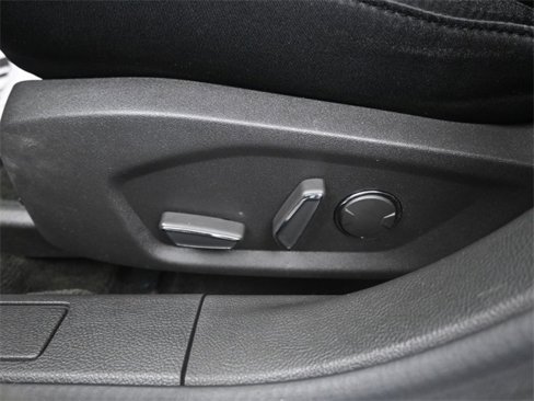 Used 2015 Ford Fusion SE w/ Equipment Group 201A image 19