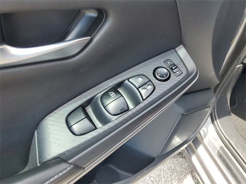 Certified 2021 Nissan Sentra SV image 25