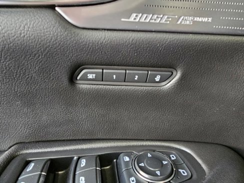 Used 2021 Cadillac XT5 Premium Luxury image 15