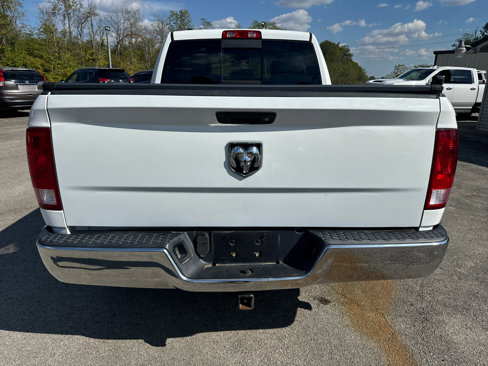 Used 2016 RAM 1500 Classic SLT image 4