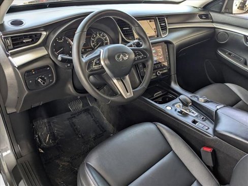 Used 2020 INFINITI QX50 Luxe w/ Navigation Package image 10