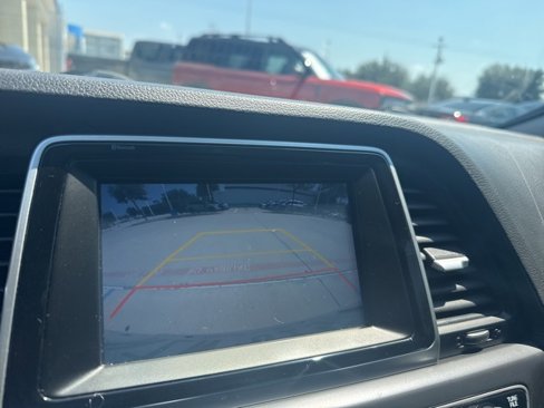 Used 2019 Hyundai Sonata SE image 4