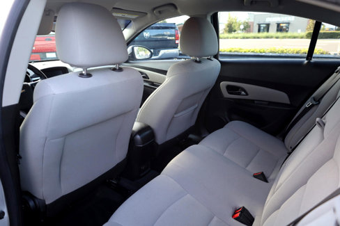 Used 2013 Chevrolet Cruze LT image 13