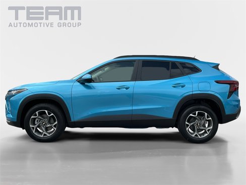 New 2025 Chevrolet Trax LT w/ Driver Confidence Package image 4