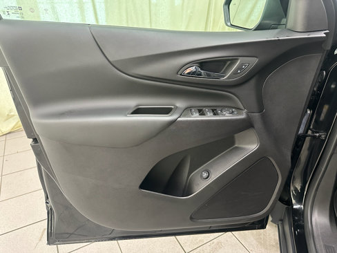 Certified 2024 Chevrolet Equinox LT w/ LPO, Floor Liner Package image 25