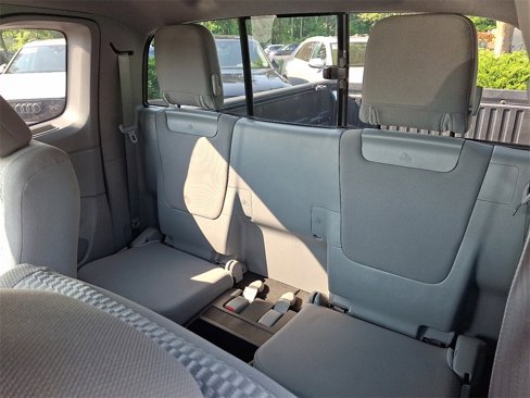 Used 2014 Toyota Tacoma 4x4 Access Cab V6 image 17