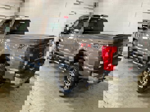 Used 2019 Ford F250 XLT w/ XLT Premium Package image 16