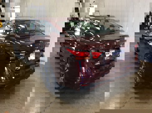 Used 2024 Nissan Altima 2.5 SV image 3