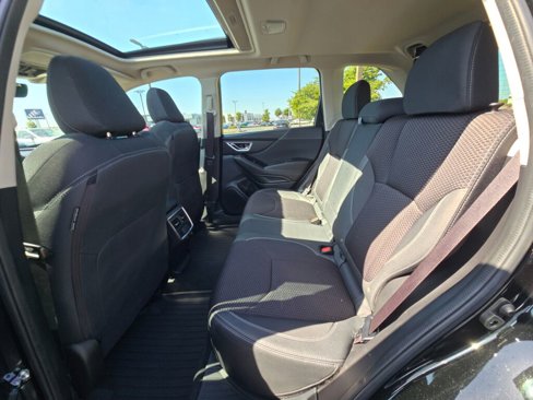 Used 2020 Subaru Forester Premium image 13