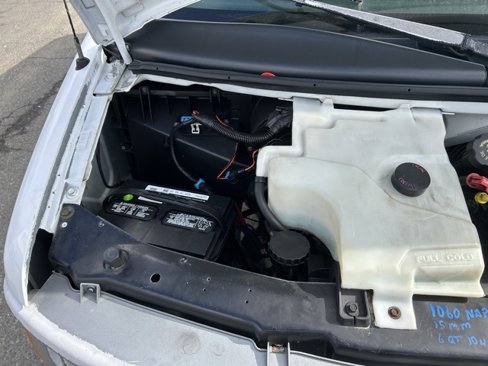 Used 2001 Chevrolet Express 3500 image 21