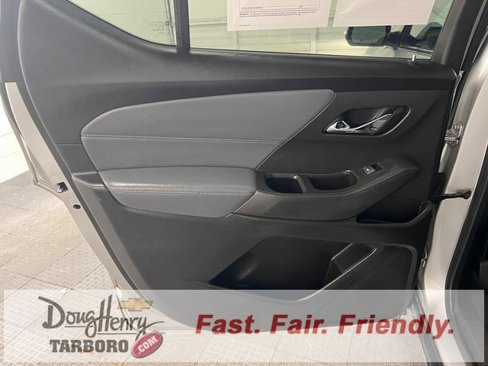 Used 2018 Chevrolet Traverse LT image 33