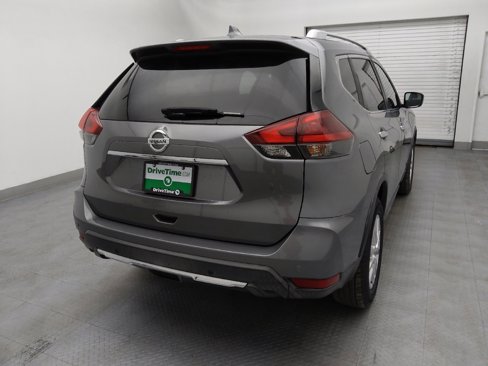 Used 2019 Nissan Rogue SV image 7