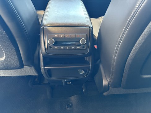 Used 2017 Chevrolet Traverse LT image 22