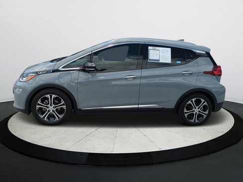 Used 2020 Chevrolet Bolt Premier w/ Infotainment Package image 7