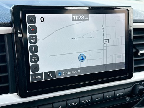 Used 2022 Hyundai Venue Limited image 13