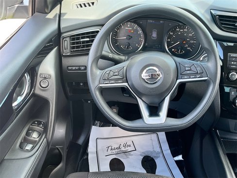 Used 2020 Nissan Rogue Sport SV image 20