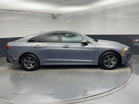 Used 2022 Kia K5 LXS image 11