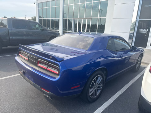 Used 2019 Dodge Challenger SXT w/ Plus Package image 5