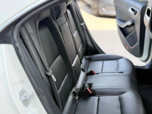 Used 2016 Mercedes-Benz CLA 250 image 32