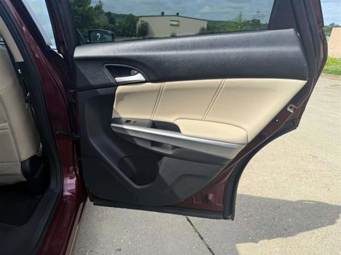 Used 2013 Honda Crosstour EX-L image 19