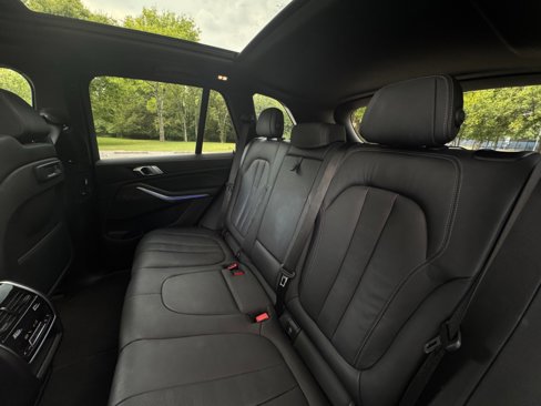 Used 2022 BMW X5 sDrive40i w/ Premium Package image 48