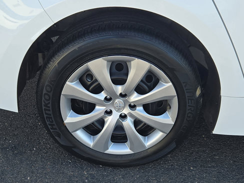 Used 2023 Toyota Corolla LE image 11