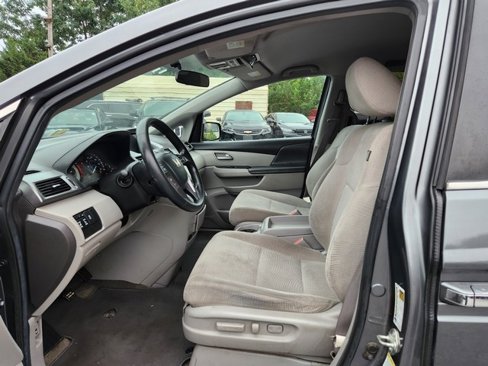 Used 2013 Honda Odyssey EX image 8