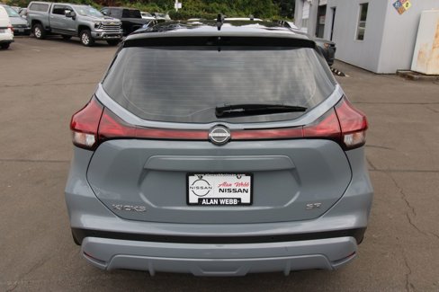 Used 2023 Nissan Kicks SR image 4