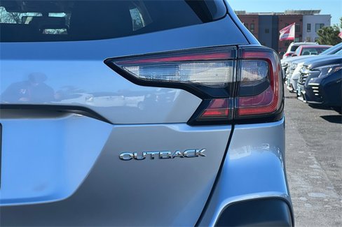 Used 2024 Subaru Outback Limited image 7